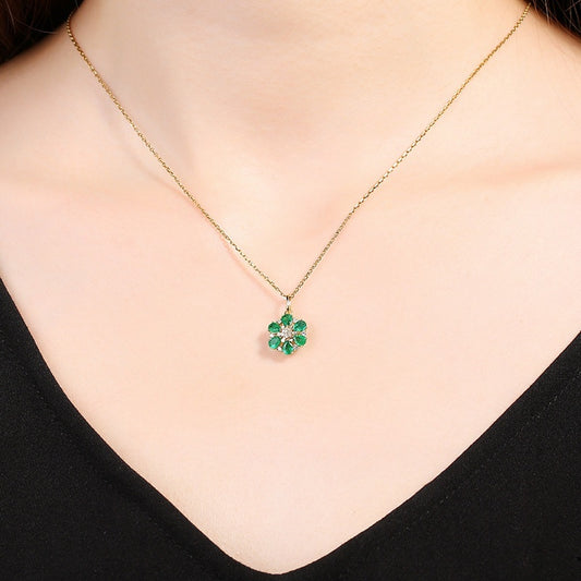 "Zahra" Necklace – Emerald Bloom by Zaaynaa
